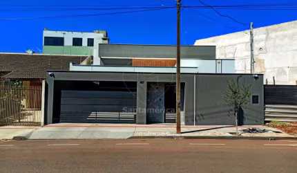 Casa á venda com 3 dormitórios na Zona Sul de Londrina.