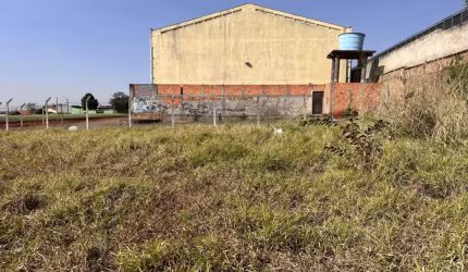 Terreno na região Oeste à venda de 300m²