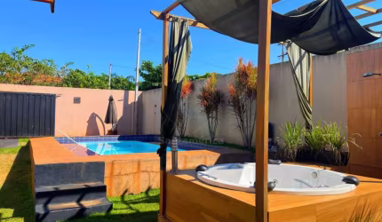 Chácara em Ibiporã a Venda com Piscina, Jacuzzi e 2 quartos próximo ao Rio Tibagi