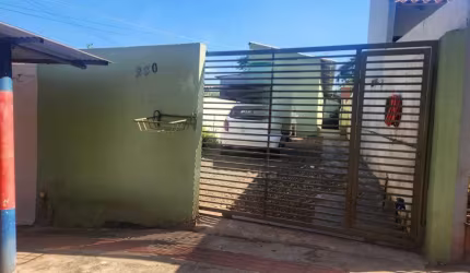 Casa para venda e locação com 3 quartos na Região Norte de Londrina