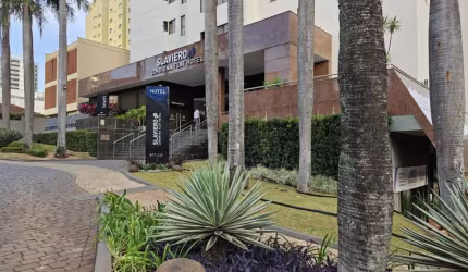 Apartamento mobiliado para alugar no Edifício Slaviero Essential Londrina Flat Hotel, na Região Central de Londrina, com 1 quarto