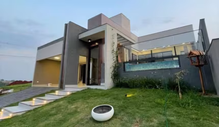 Casa para alugar no Condomínio Campos do Conde com 3 suítes e piscina privativa