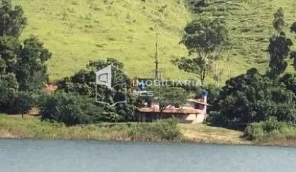 Fazenda com 60 hectares beirando Lago de Furnas por R$ 9.000.000 - Zona Rural - Capitólio/MG - FA0007