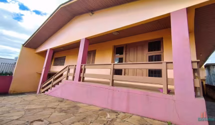 Casa com 5 quartos à venda na João Pedro Dalla Santa, 316, Cruzeiro, Caxias do Sul por R$ 990.000