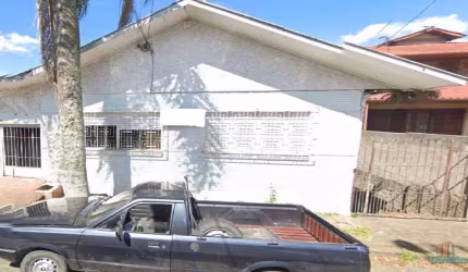Casa com 3 quartos à venda na Rua Joaquim Nabuco, 180, Panazzolo, Caxias do Sul por R$ 450.000