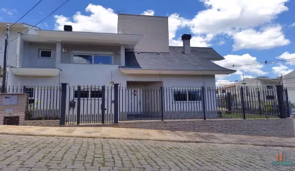 Casa com 3 quartos à venda na Massimino Arcangelo Foscarini, 242, São Luiz, Caxias do Sul por R$ 1.900.000