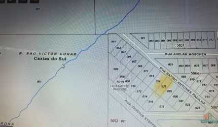 Terreno à venda na Rua Satiro Antunes Padilha, São Victor COHAB, Caxias do Sul por R$ 160.000