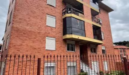 Apartamento com 2 quartos à venda na Rubem Bento Alves, 2101, Universitário, Caxias do Sul por R$ 280.000