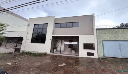 Casa com 3 quartos para alugar na Rua Treze de Maio, 671, Nossa Senhora de Lourdes, Caxias do Sul por R$ 5.900