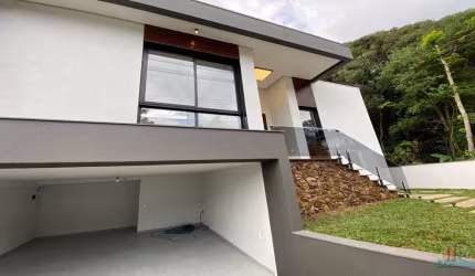 Casa com 3 quartos à venda na Rua Padre Gerônimo Rossi, 305, Ana Rech, Caxias do Sul por R$ 930.000