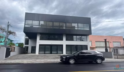 Sala comercial para alugar na Rua Antônio Ribeiro Mendes, 2138, Santa Catarina, Caxias do Sul por R$ 2.000