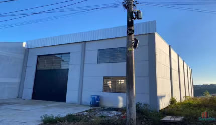 Barracão / Galpão / Depósito à venda na Rua Balduino Garcia, 101, Nossa Senhora das Graças, Caxias do Sul por R$ 1.380.000