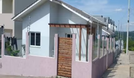 Casa com 3 quartos à venda na Joana Buffon Turella, 835, Nossa Senhora das Graças, Caxias do Sul por R$ 420.000