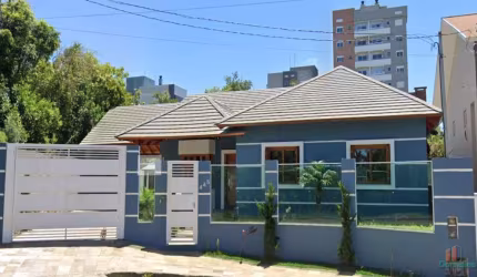 Casa com 3 quartos à venda na Rua Nadir Antonio Antonioli, 445, Vila Verde, Caxias do Sul por R$ 1.350.000