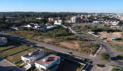Terreno à venda na Ironi Zini, Interlagos, Caxias do Sul por R$ 751.590
