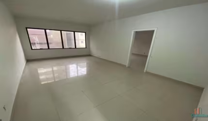 Sala comercial para alugar na Rua Sinimbu, 1899, Centro, Caxias do Sul por R$ 1.750