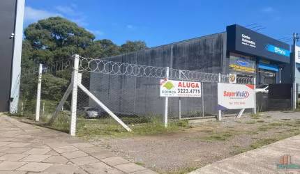 Terreno comercial para alugar na Avenida Rubem Bento Alves, 7933, Cinqüentenário, Caxias do Sul por R$ 2.750