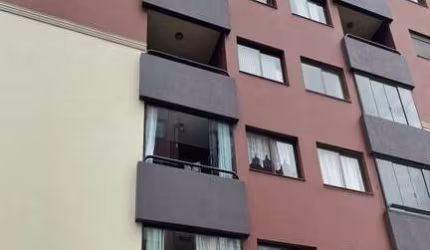 Apartamento com 2 quartos à venda na Rua José Gollo, 208, São Pelegrino, Caxias do Sul por R$ 390.000
