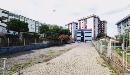 Prédio para alugar na Rua Antônio Prado, 82, Exposição, Caxias do Sul por R$ 9.000