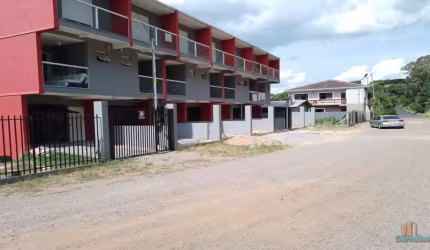 Casa com 2 quartos à venda na Rua Rodolfo Pasqualetto, 1320, Colina Sorriso, Caxias do Sul por R$ 590.000