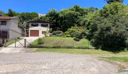 Terreno à venda na Rua Antônio Rigotto, 1860, Esplanada, Caxias do Sul por R$ 480.000