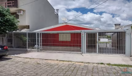 Casa com 5 quartos à venda na Eloy Fardo, 58, Charqueadas, Caxias do Sul por R$ 450.000