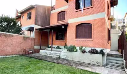 Casa com 3 quartos à venda na Rua Capitão Artemim Karan, 742, Colina Sorriso, Caxias do Sul por R$ 1.700.000
