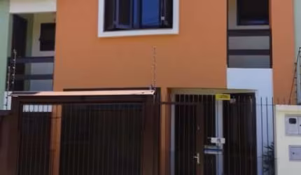 Casa com 3 quartos à venda na Balduino Onzi, 19, Vila Verde, Caxias do Sul por R$ 415.000