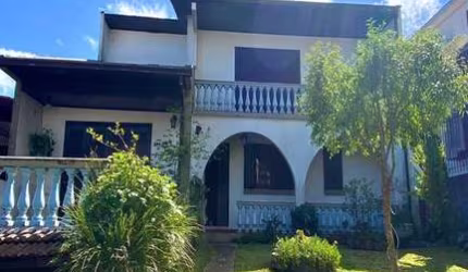 Casa com 3 quartos à venda na Rua Daltro Filho, 2595, Panazzolo, Caxias do Sul por R$ 1.160.000