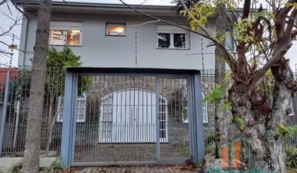 Casa com 3 quartos à venda na Bolivar Pedrotti Melgare, 428, Interlagos, Caxias do Sul por R$ 1.484.000