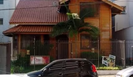 Casa com 5 quartos à venda na Rua Visconde de Mauá, 443, São Pelegrino, Caxias do Sul por R$ 1.200.000