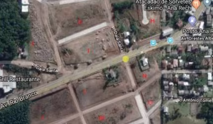 Terreno à venda na Avenida Rio Branco, 17, Ana Rech, Caxias do Sul por R$ 197.000