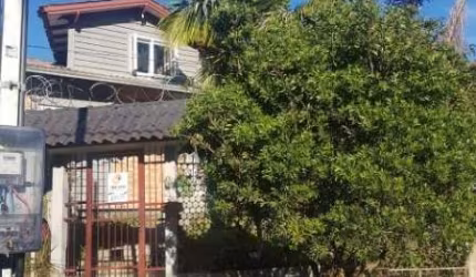 Casa com 3 quartos à venda na Thereza Dalcanali Zugno, 1018, Charqueadas, Caxias do Sul por R$ 636.000