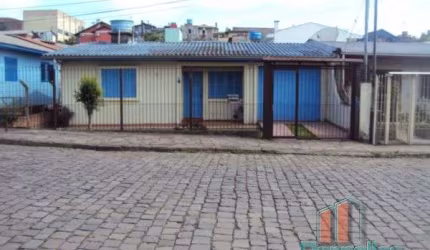 Casa com 2 quartos à venda na Rua São Francisco de Paula, 157, Kayser, Caxias do Sul por R$ 600.000