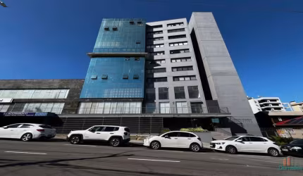 Sala comercial para alugar na Rua Euzébio Beltrão de Queiroz, 2014, Pio X, Caxias do Sul por R$ 2.000