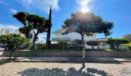 Casa com 3 quartos à venda na Emília da Silva, 628, Cristo Redentor, Caxias do Sul por R$ 1.500.000