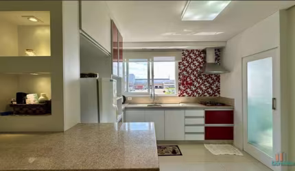 Casa com 3 quartos à venda na Avenida Moinhos de Vento, 590, Nossa Senhora da Saúde, Caxias do Sul por R$ 620.000