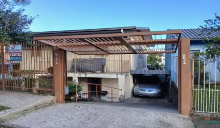 Casa com 3 quartos à venda na Maria Blandina Rigoni, 852, Charqueadas, Caxias do Sul por R$ 300.000