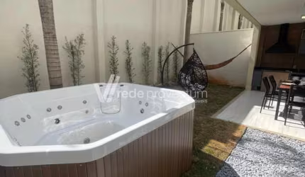 Casa em condomínio fechado com 4 quartos à venda na Avenida Alaôr Faria de Barros, 1346, Loteamento Alphaville Campinas, Campinas, 210 m2 por R$ 1.280.000