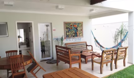 Casa em condomínio fechado com 3 quartos à venda na Rua Doutor Alfredo Zacharias, 1510, Condomínio Residencial Itamambuca, Valinhos, 237 m2 por R$ 1.400.000