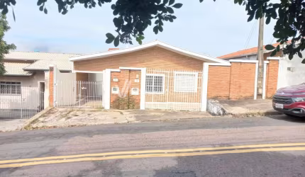 Casa com 6 quartos à venda na Rua Zéquinha de Abreu, 31, Jardim Capivari, Campinas, 277 m2 por R$ 449.000