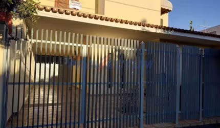 Casa com 4 quartos à venda na Rua Groenlândia, 184, Jardim América, Indaiatuba, 272 m2 por R$ 1.100.000