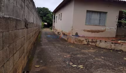 Terreno comercial à venda na Avenida Doutor Eduardo Pereira de Almeida, S/n°, Bosque de Barão Geraldo, Campinas por R$ 850.000
