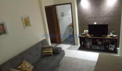 Casa com 2 quartos à venda na Rua Adamastor Pirschner, 32, Jardim Santa Clara do Lago I, Hortolândia, 130 m2 por R$ 450.000