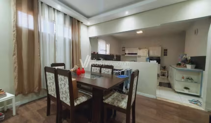 Casa com 3 quartos à venda na Mercídio Pazelli, 131, Jardim São Luiz, Valinhos, 210 m2 por R$ 720.000