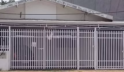 Casa com 4 quartos à venda na Rua Otávio Mazzotine, 706, Jardim do Lago, Campinas, 210 m2 por R$ 600.000