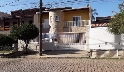 Casa com 3 quartos à venda na Rua Célia Aparecida de Souza Bouffier, 482, Bosque de Barão Geraldo, Campinas, 198 m2 por R$ 750.000