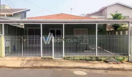 Casa com 3 quartos à venda na Rua Raposo Tavares, 50, Jardim García, Campinas, 200 m2 por R$ 480.000