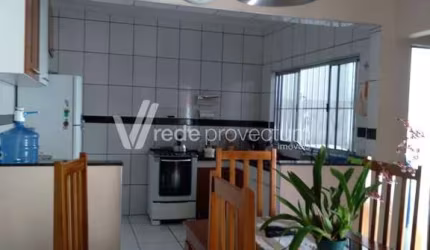 Casa com 3 quartos à venda na Avenida Aglaia, 1251, Parque Universitário de Viracopos, Campinas, 180 m2 por R$ 480.000