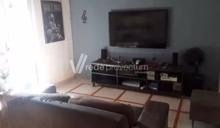 Casa com 3 quartos à venda no Loteamento Residencial Novo Mundo, Campinas , 180 m2 por R$ 220.000